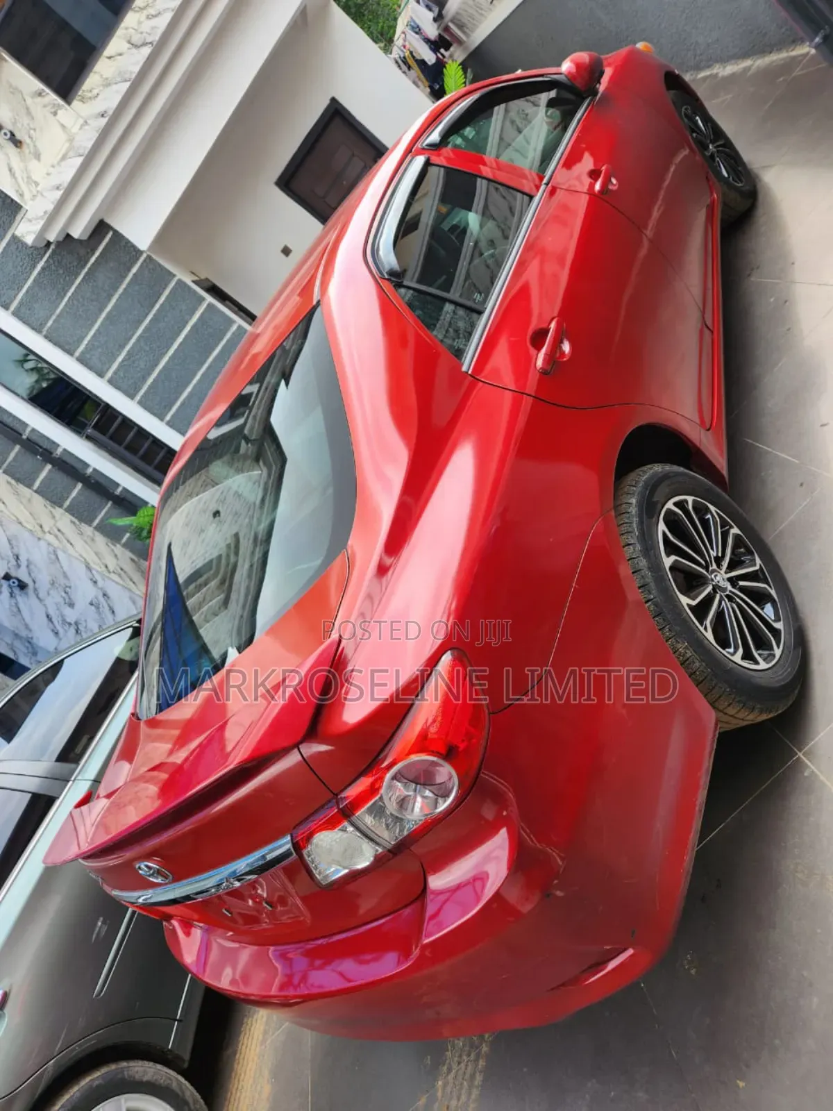 Toyota Corolla L 4-Speed Automatic 2013 Red