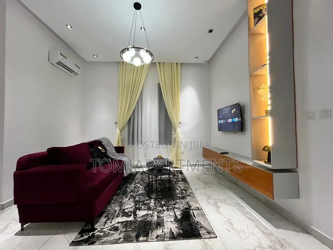 5 Bedroom Detached Self Compound Duplex Shortlet Apartment in Lekki