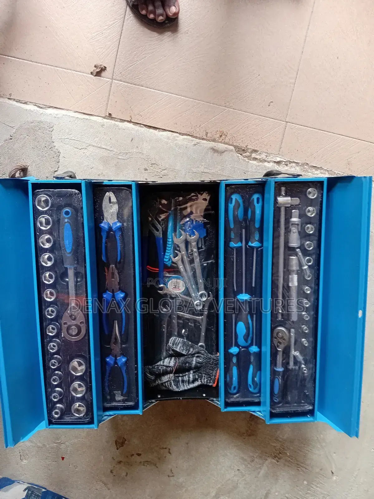 85pcs Set Of Tools Box