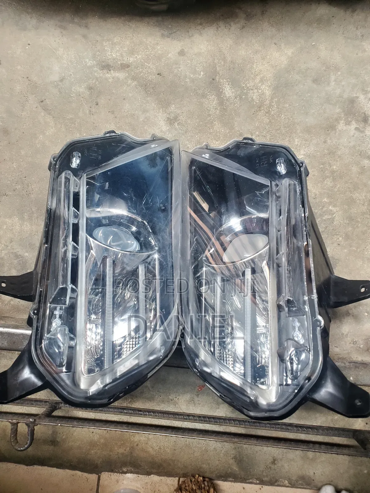 Ford Mustang 2013 Headlamp
