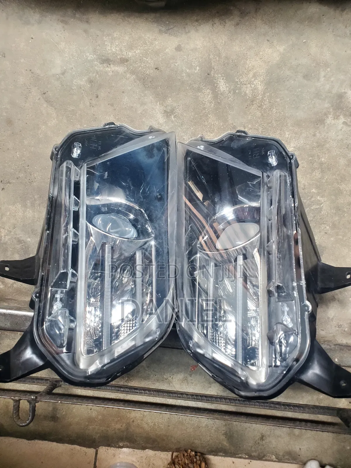 Ford Mustang 2013 Headlamp