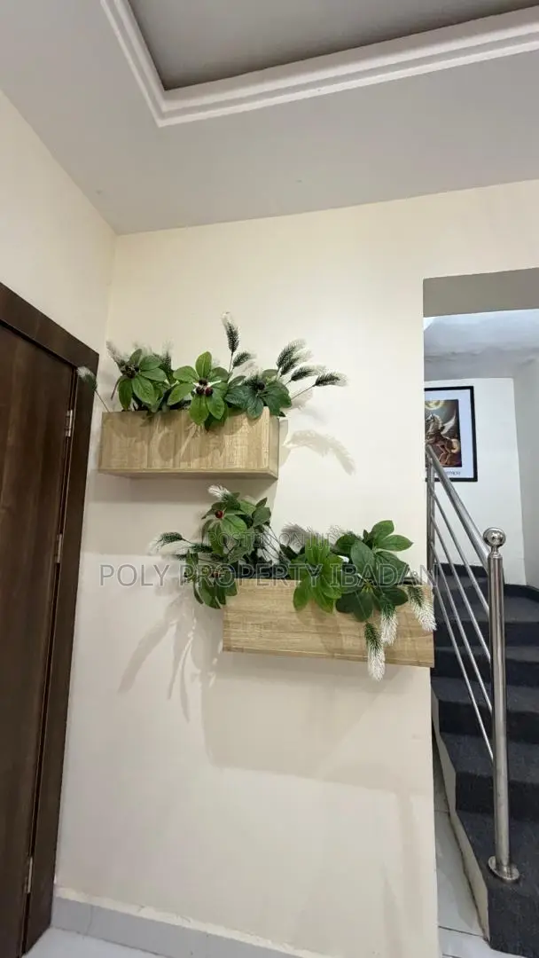 3 Bedroom Shortlet Apartment Jericho Gra