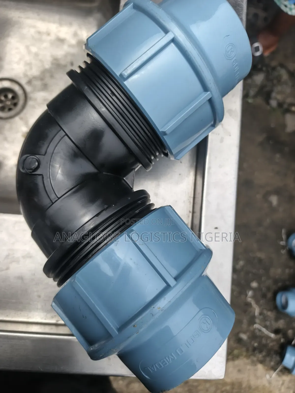 Hdpe Material (63x90°) Compression Elbow