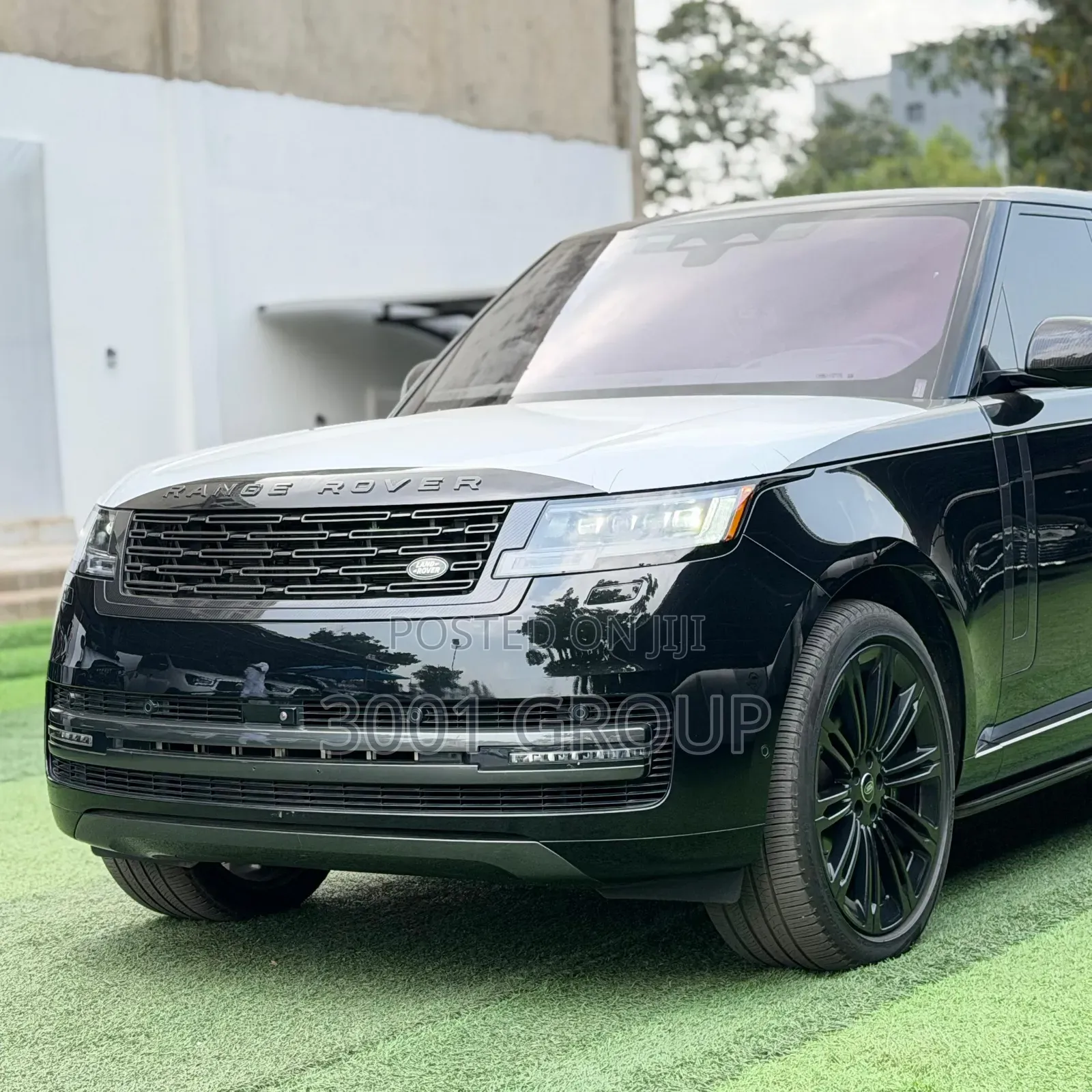Land Rover Range Rover Vogue 2023 Black
