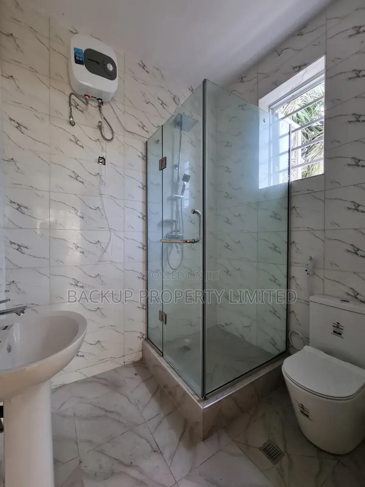 5bdrm Duplex in Opebi for sale