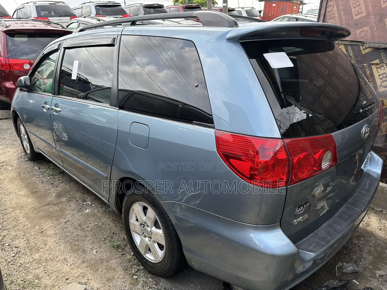 Toyota Sienna LE FWD 2006 Gold