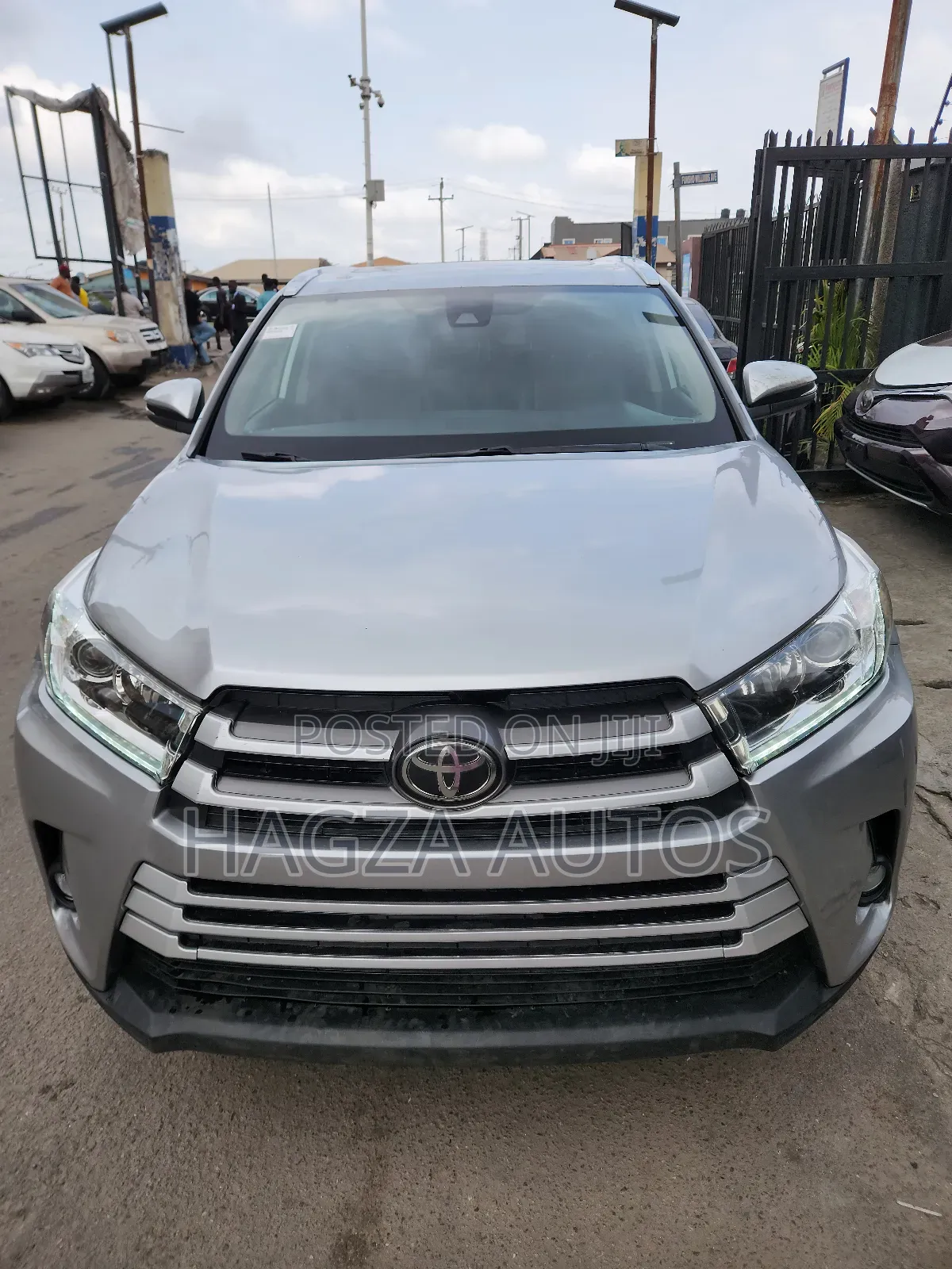 Toyota Highlander Limited 4x4 V6 (3.5L 6cyl 8A) 2018 Silver