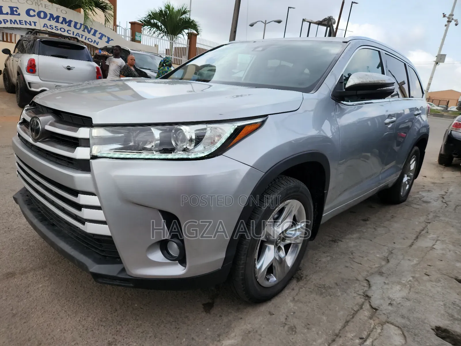 Toyota Highlander Limited 4x4 V6 (3.5L 6cyl 8A) 2018 Silver