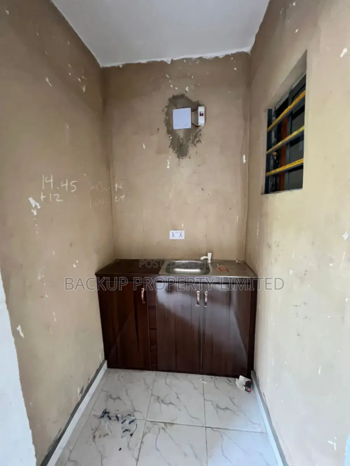 Studio Apartment in Shomolu for sale
