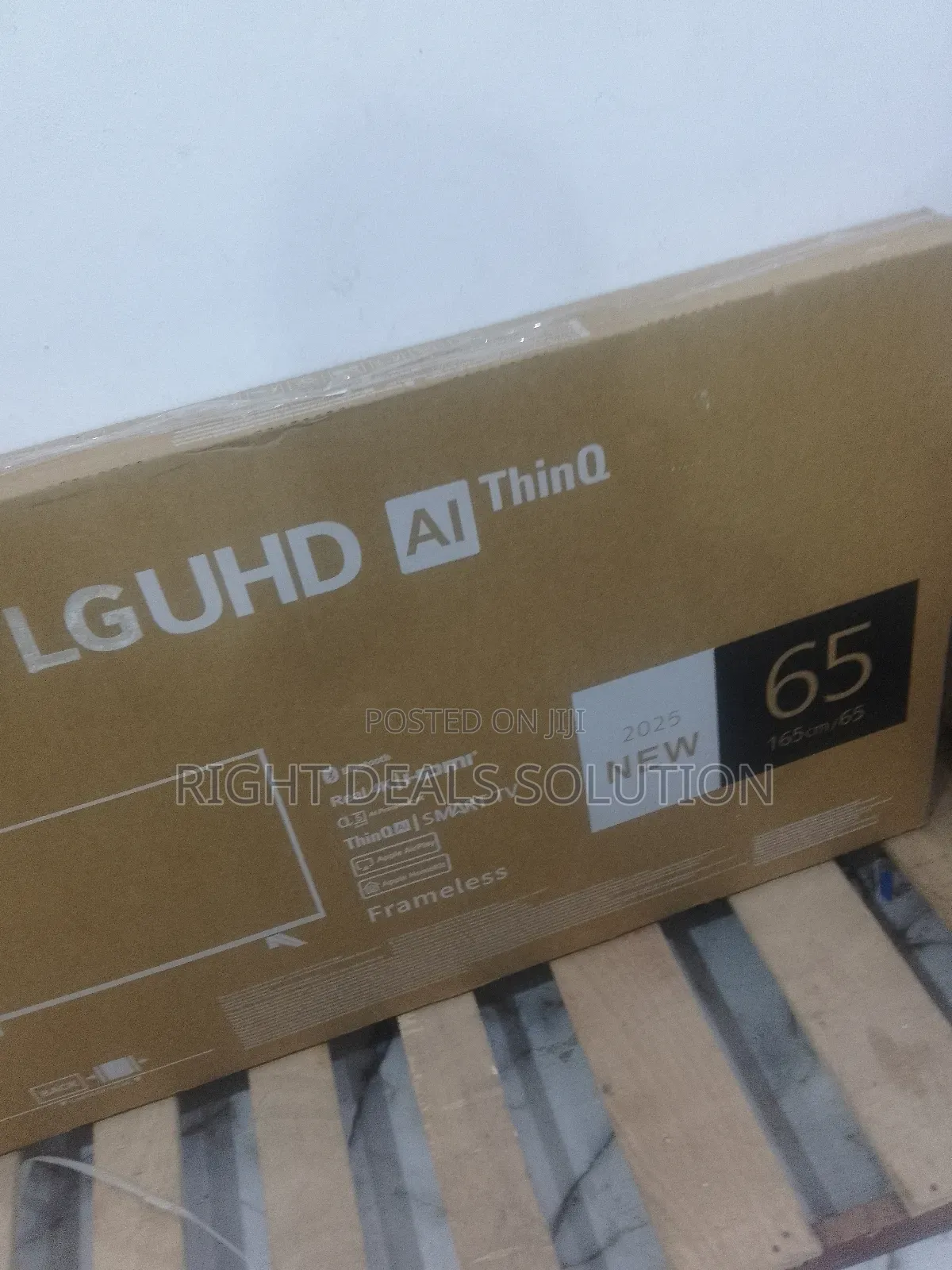 Lg 65" Customizable Smart Tv Interface