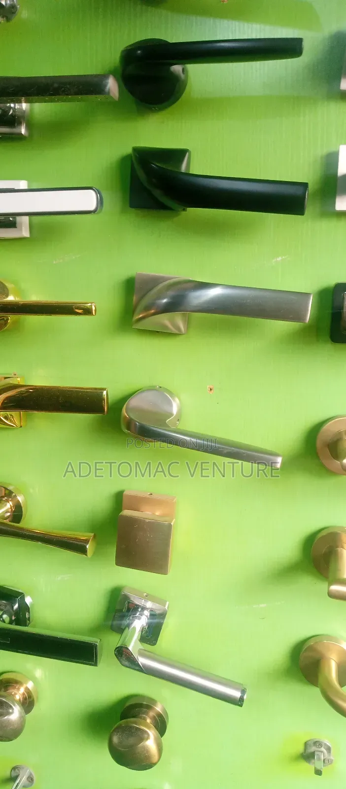 Lock Set and Handle