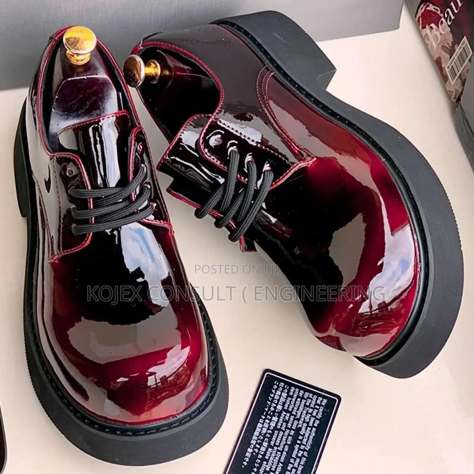 Balenciaga Men Glossy Shoe