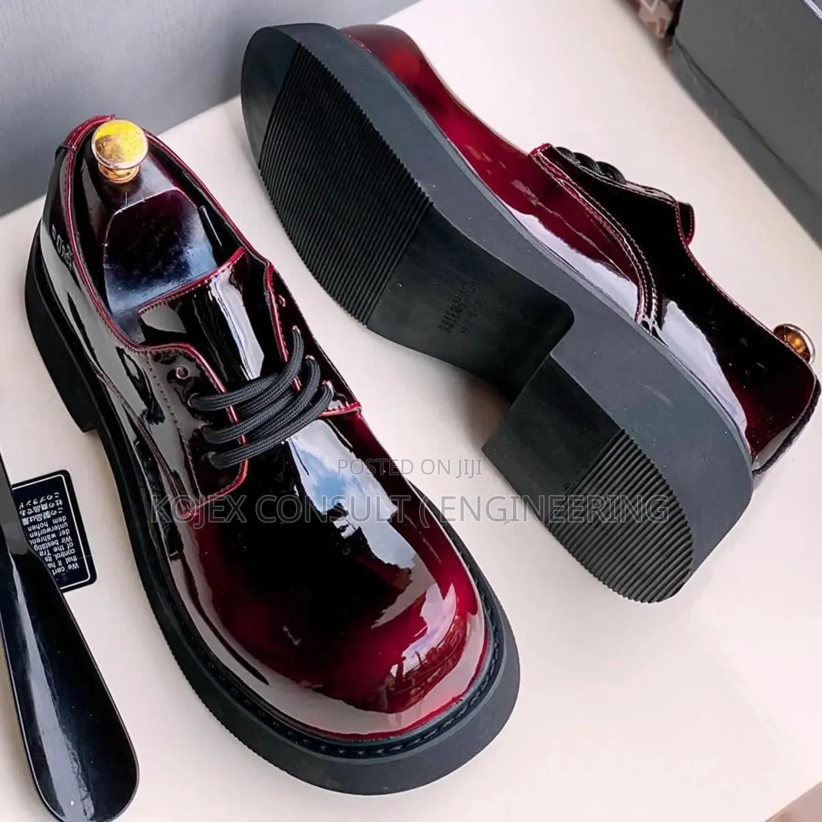 Balenciaga Men Glossy Shoe