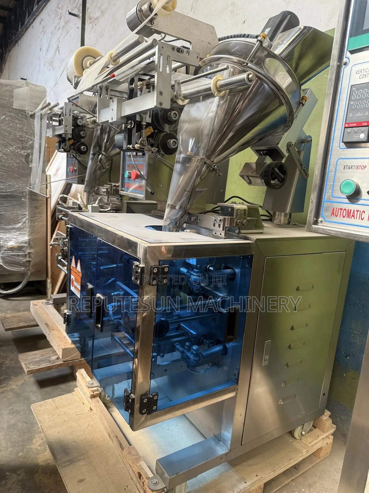 Four-Side Sealing Powder Packing Machine C/W Acrylic Glass Cover