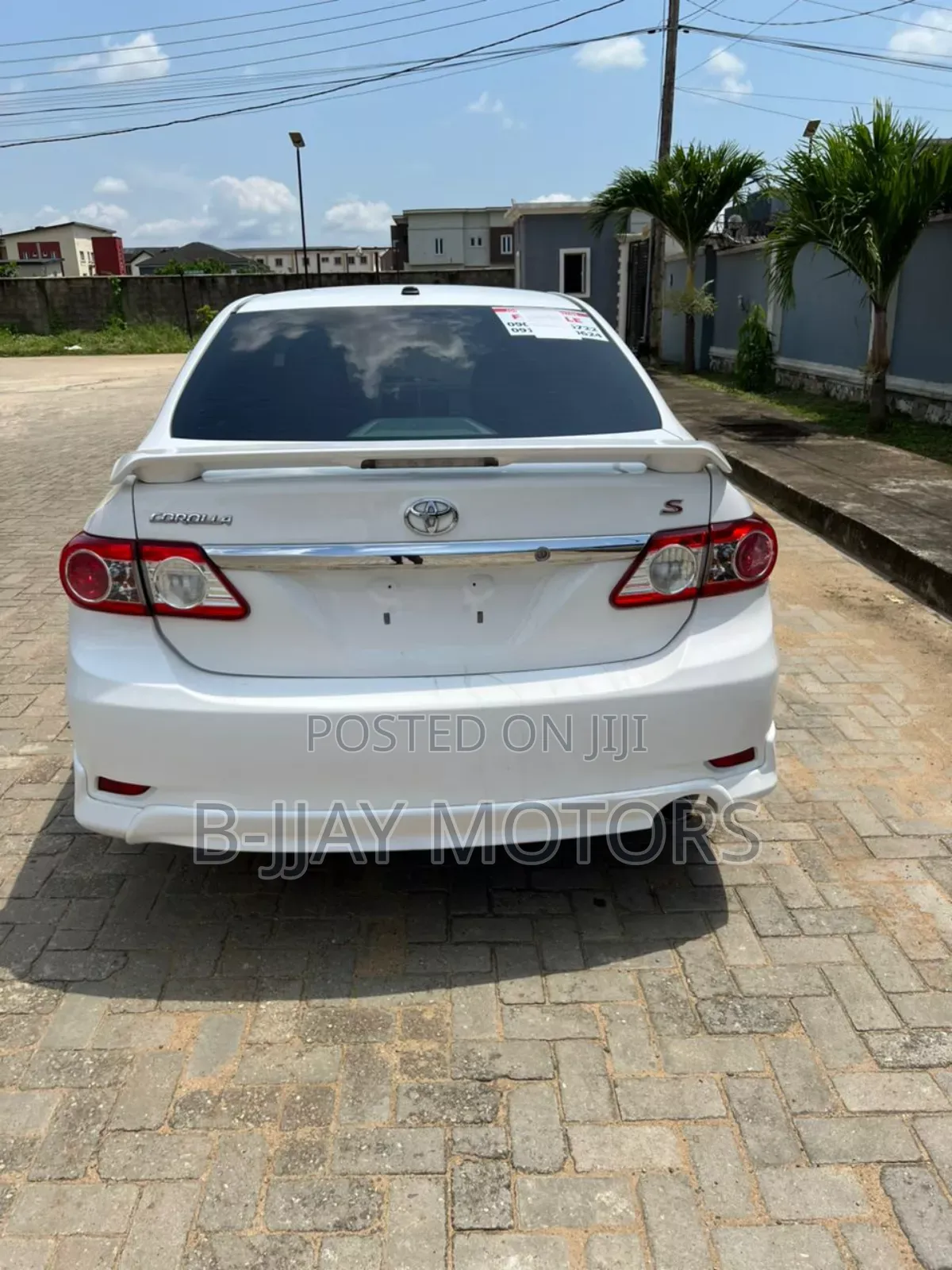 Toyota Corolla S 4dr Sedan (1.8L 4cyl 4A) 2011 White