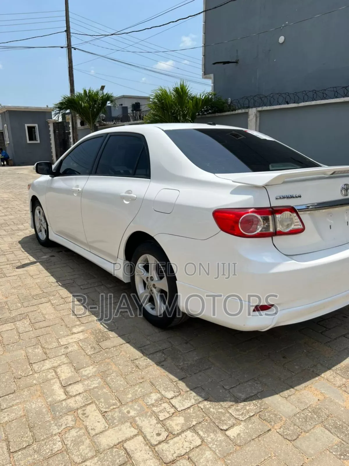 Toyota Corolla S 4dr Sedan (1.8L 4cyl 4A) 2011 White