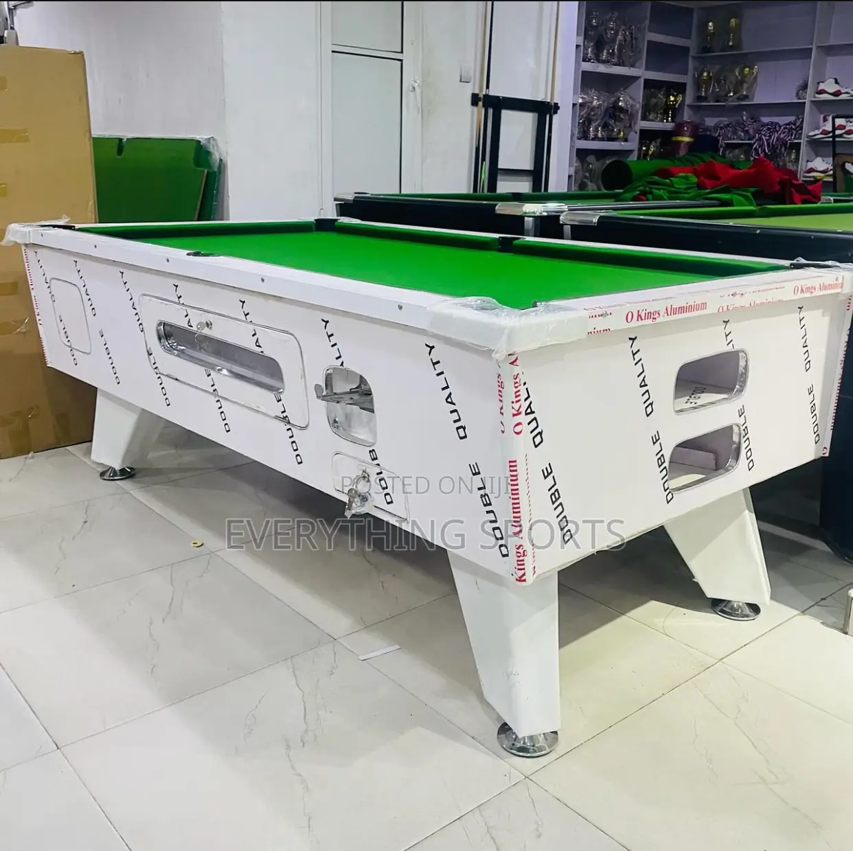 Luxury Gloss Coin and Marble Snooker Table