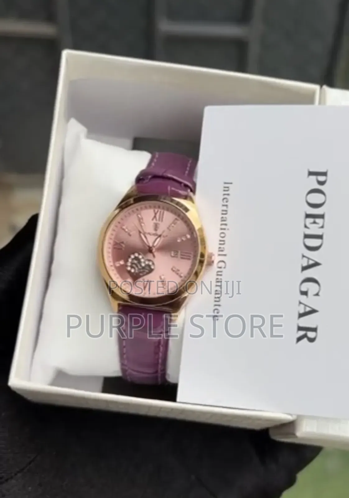 Poedagar Women's Leather Wristwatches