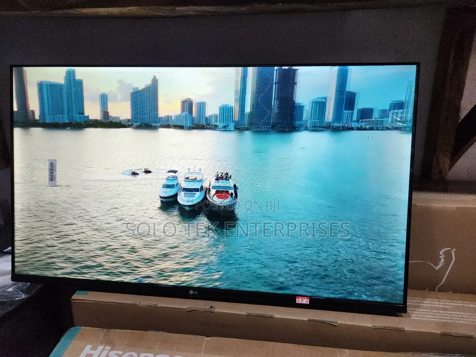 Lg 50inches Smart Frameless
