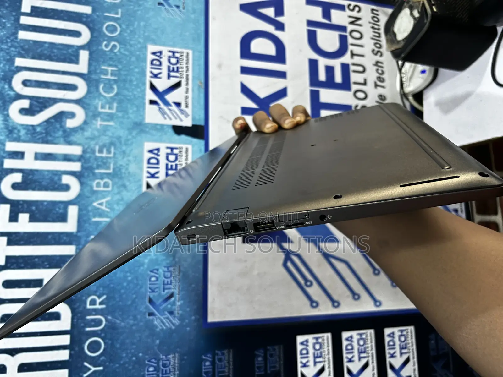 Laptop Dell Latitude 5300 8GB Intel Core i5 SSD 256GB