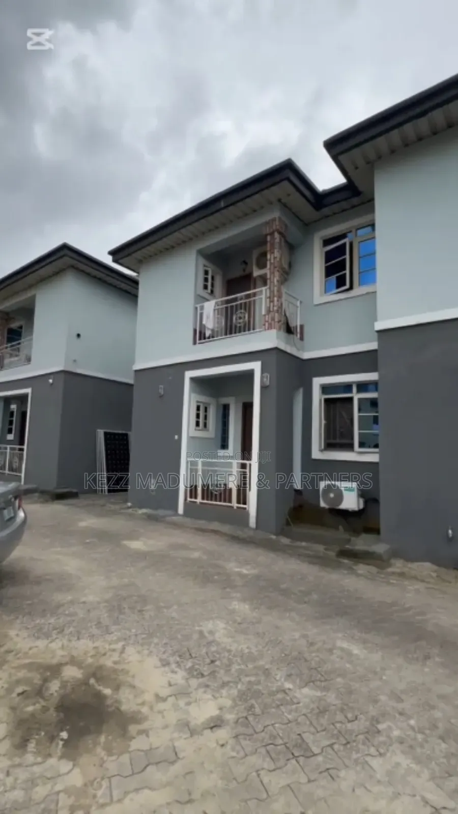 10bdrm Duplex in Eliozu Port for sale