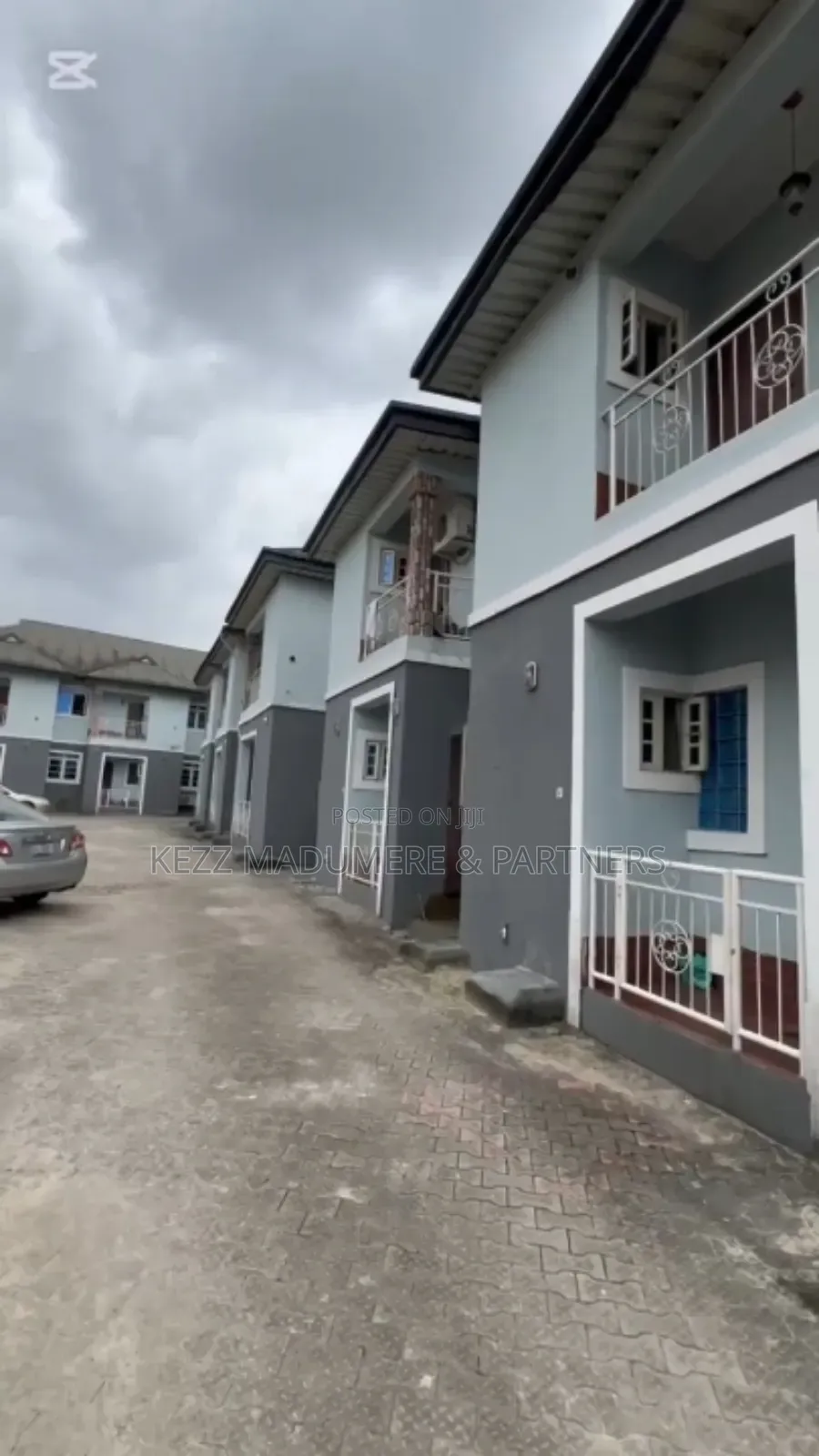 10bdrm Duplex in Eliozu Port for sale