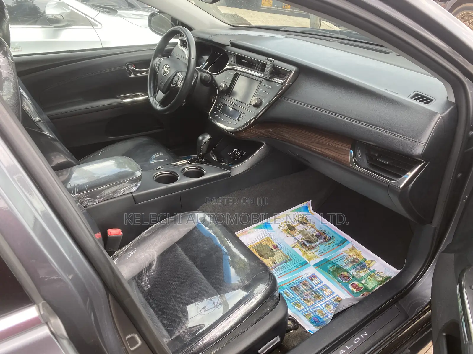 Toyota Avalon Limited Sedan FWD (3.5L 6cyl 6A) 2013 Gray