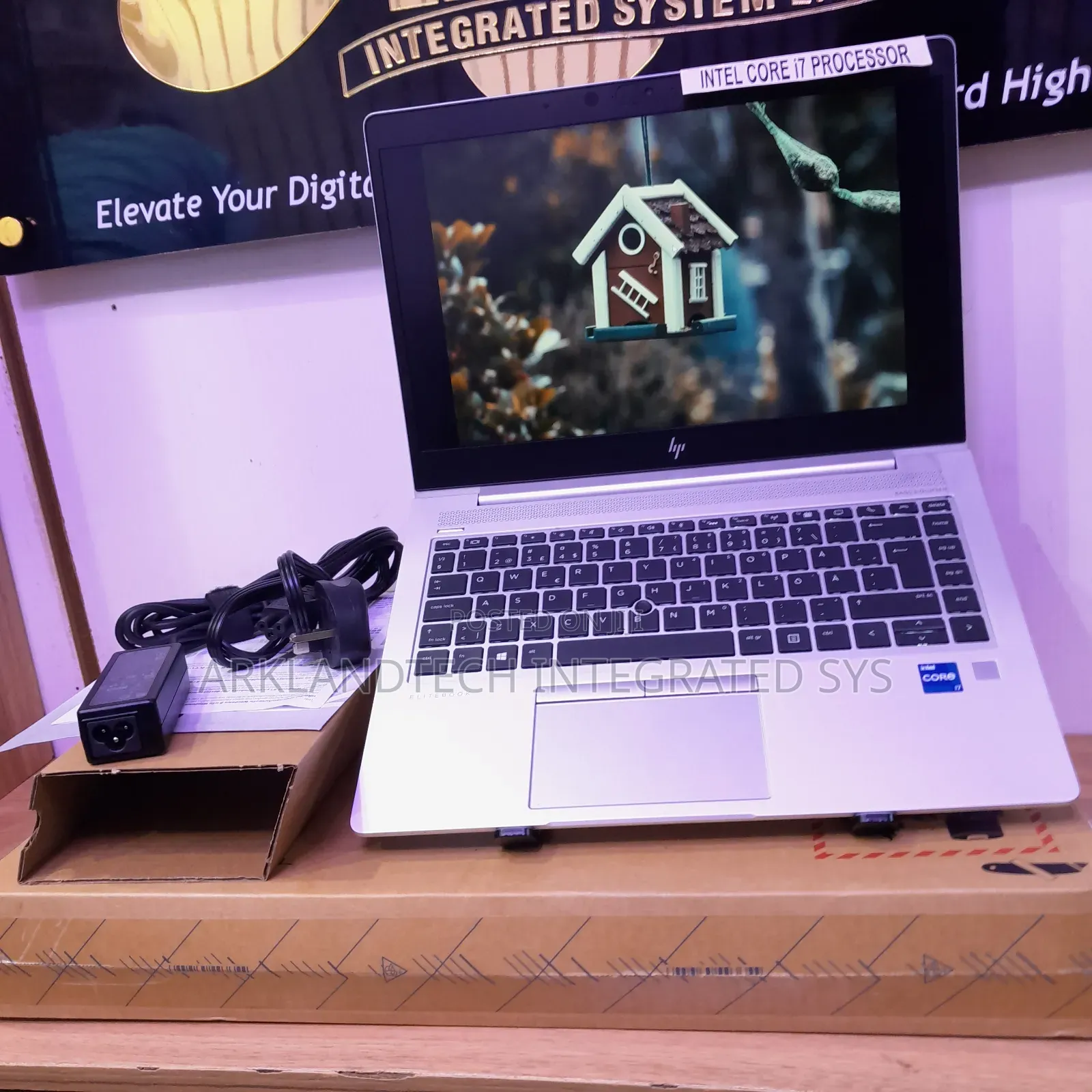 New Laptop HP EliteBook 840r G4 8GB Intel Core I7 SSD 512GB