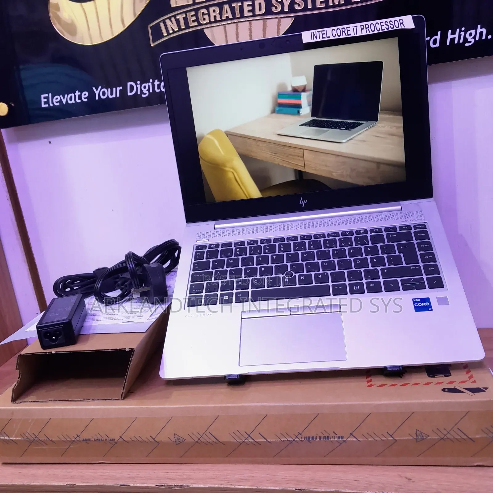 New Laptop HP EliteBook 840r G4 8GB Intel Core I7 SSD 512GB