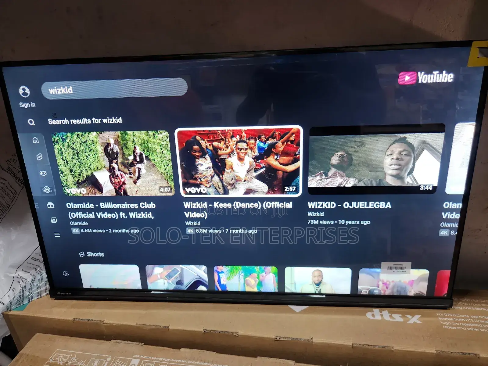 Hisense Smart 32 Frameless