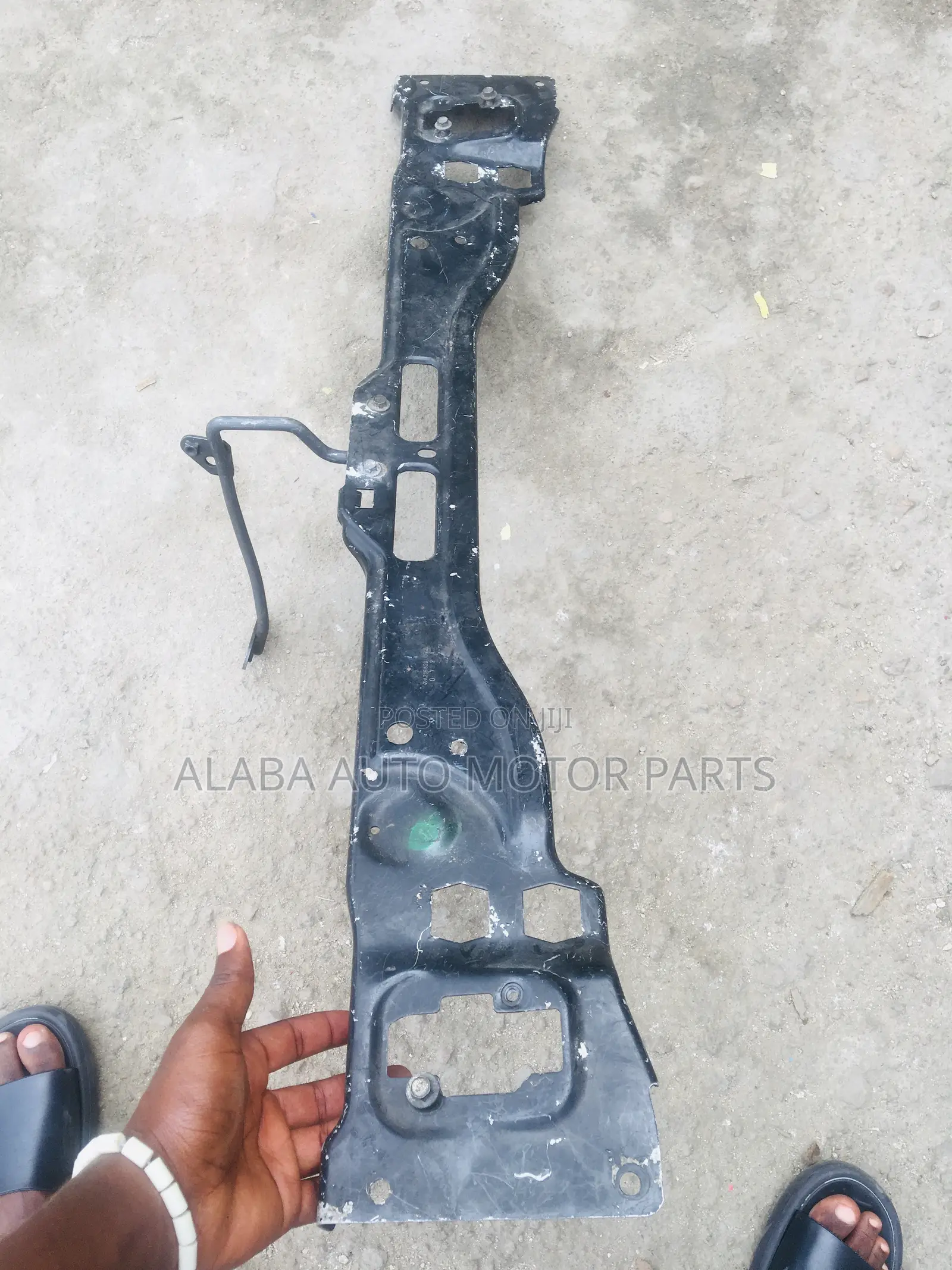 Mercedes Benz and BMW Bumper Beam Full Light Hanger Cls,212and GLK