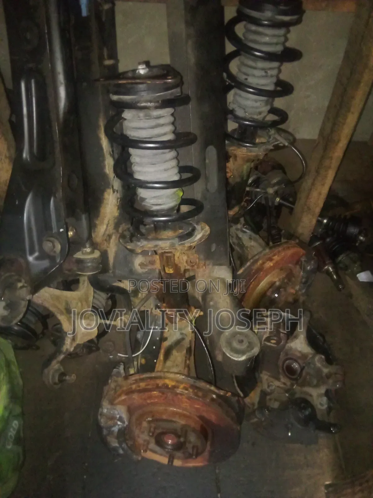 Front Shock and Hubs Nissan Quashquai 2018 Model