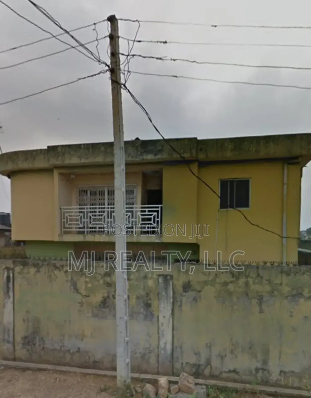 3bdrm Block of Flats in Ipaja / Ipaja for sale