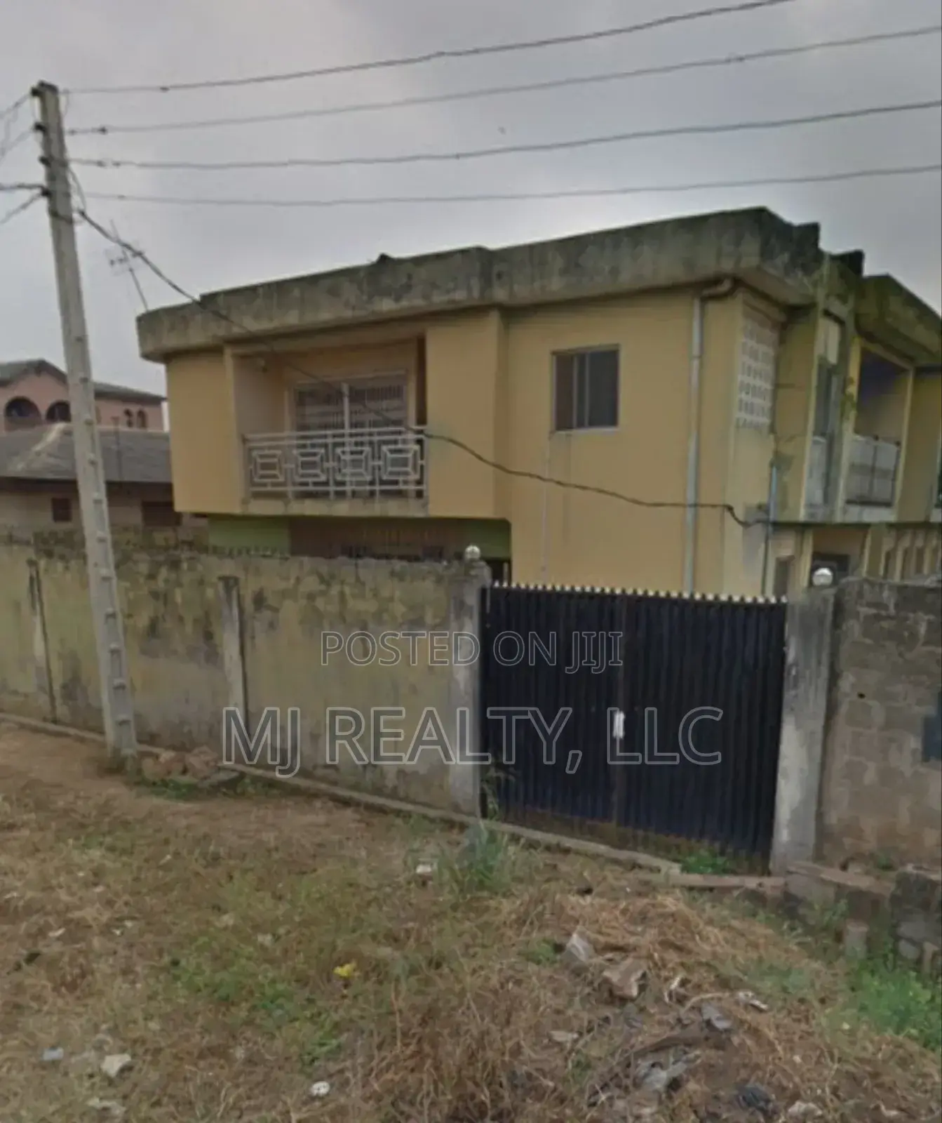3bdrm Block of Flats in Ipaja / Ipaja for sale