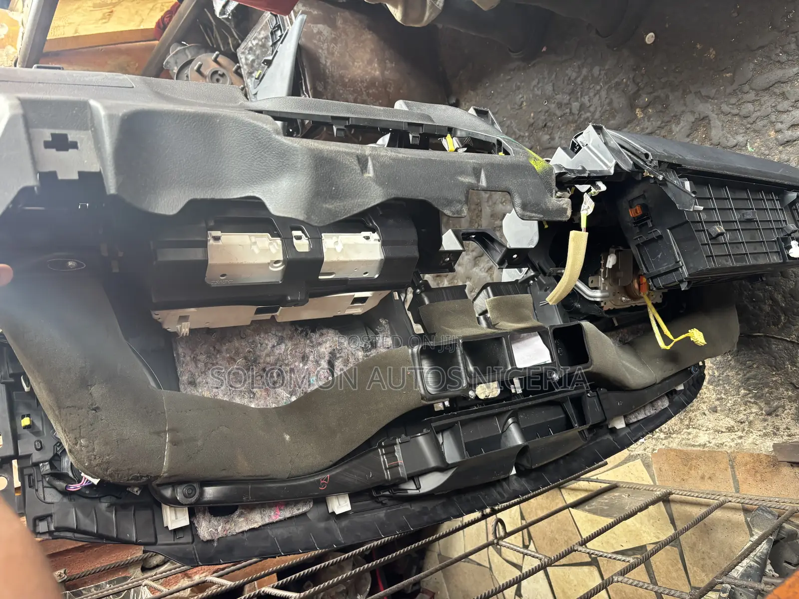 Complete Seat Dashboard Toyota Camry, 2013 Model