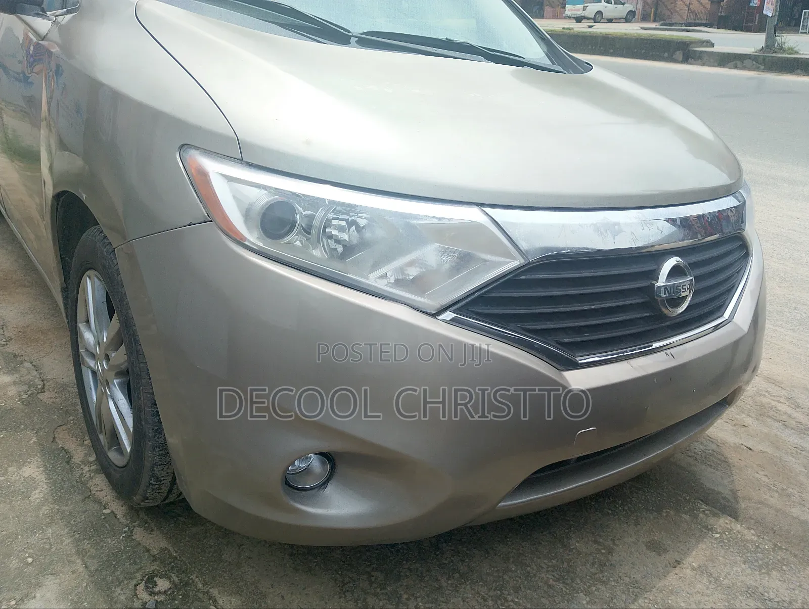 Nissan Quest SL 2012 Gold