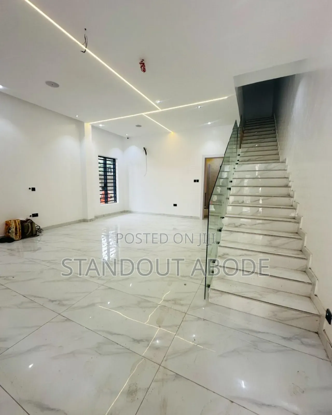 4bdrm Duplex in Inside An Estate, Ikeja GRA for sale