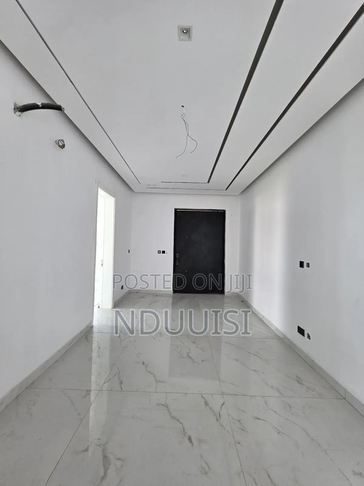 5bdrm Duplex in Cowrie Creek Estate, Ikate for sale