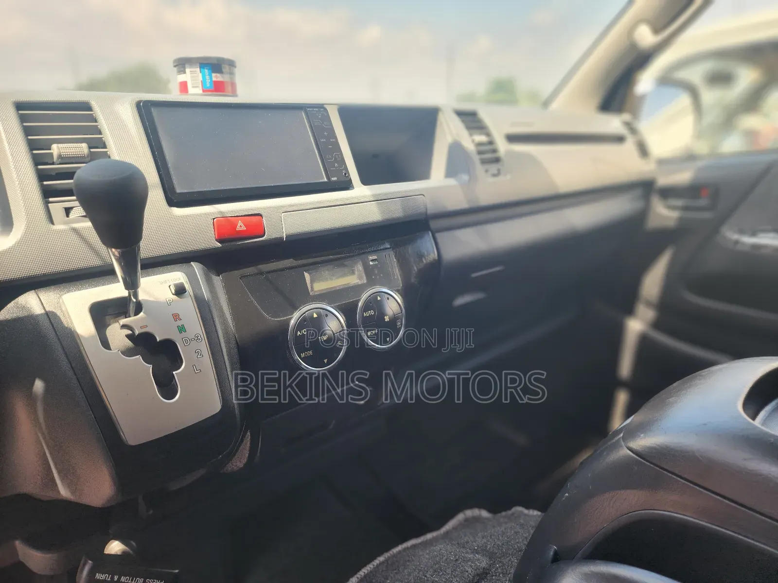 Toyota Grand HiAce 2016 Grey