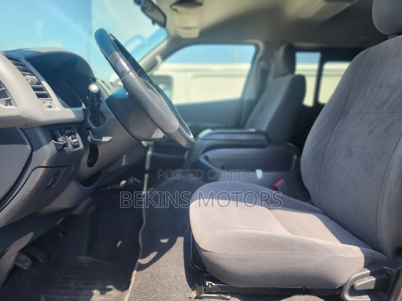 Toyota Grand HiAce 2016 Grey