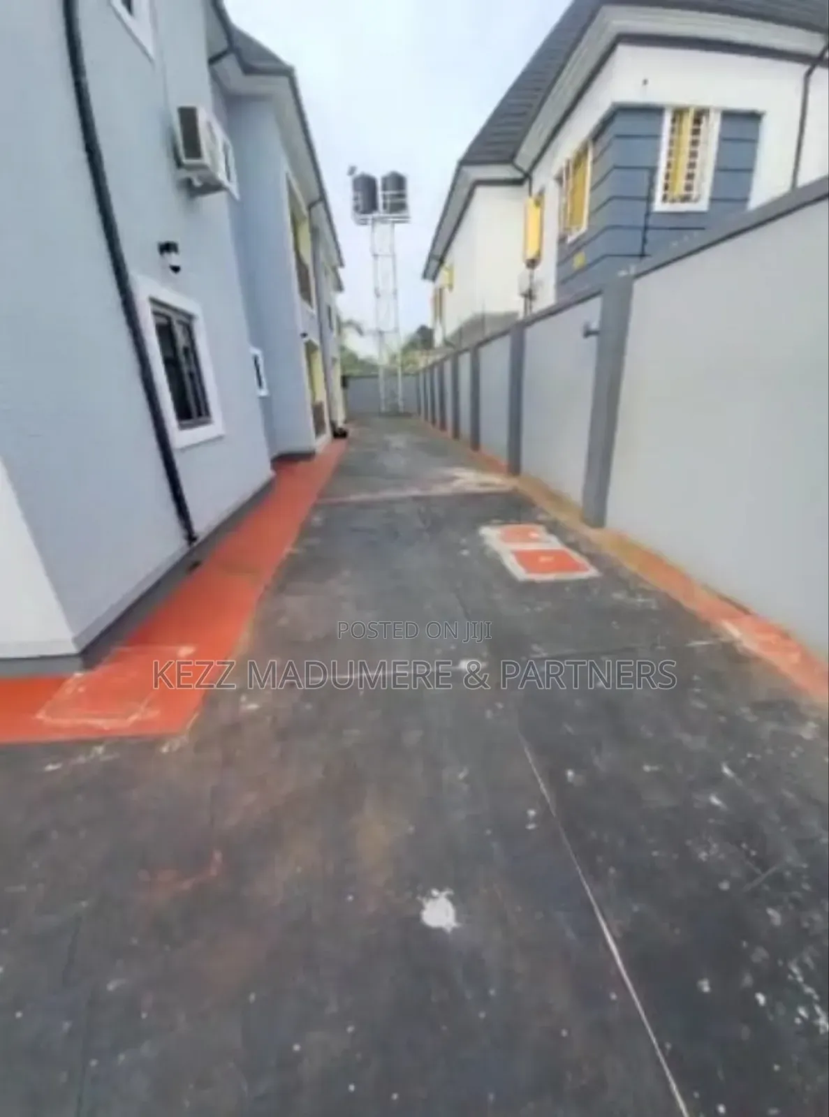 3bdrm Block of Flats in Gated Estate Sars for rent