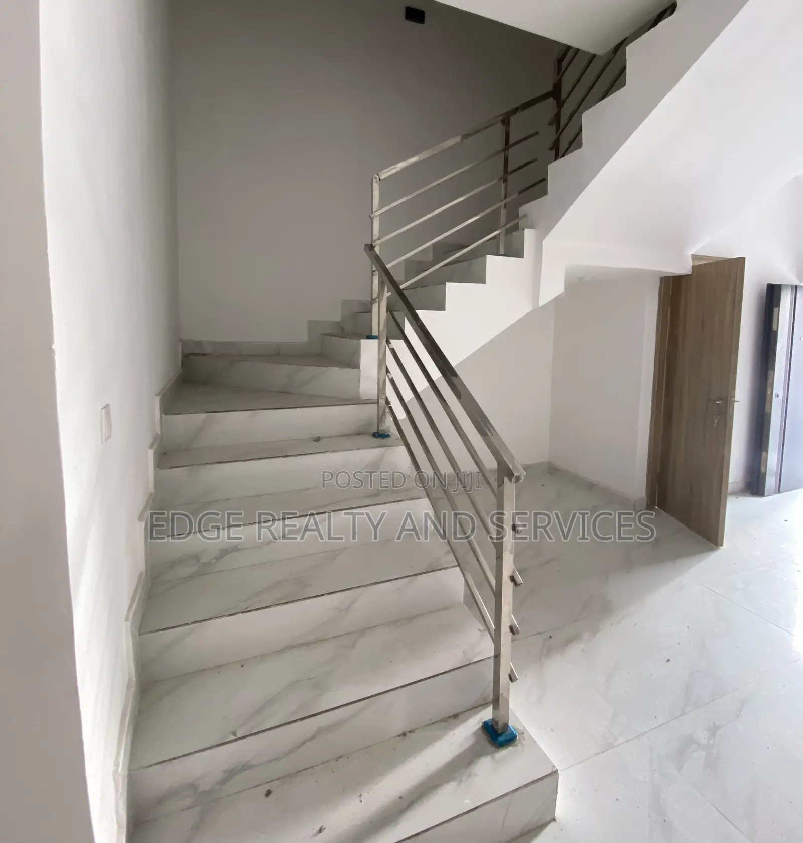 4bdrm Terrace for Sale in Ajah