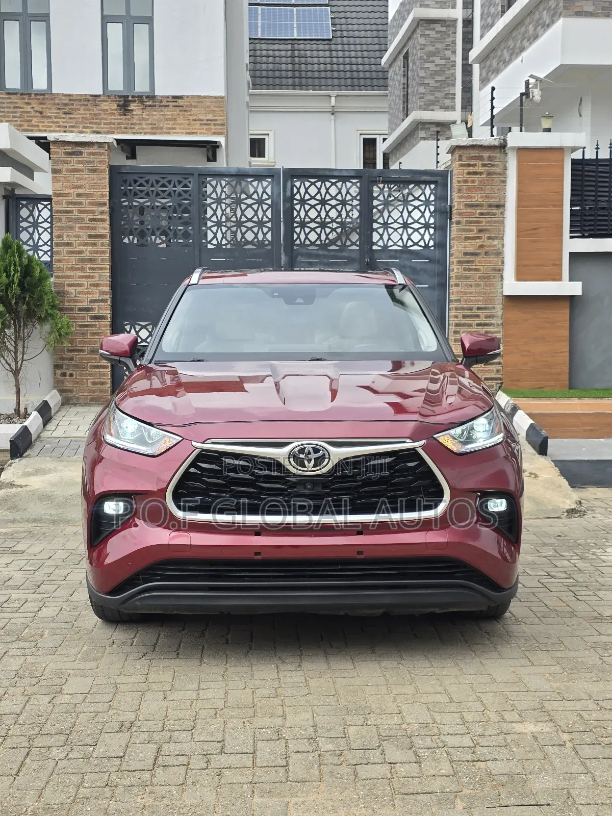 Toyota Highlander Platinum AWD 2020 Burgundy