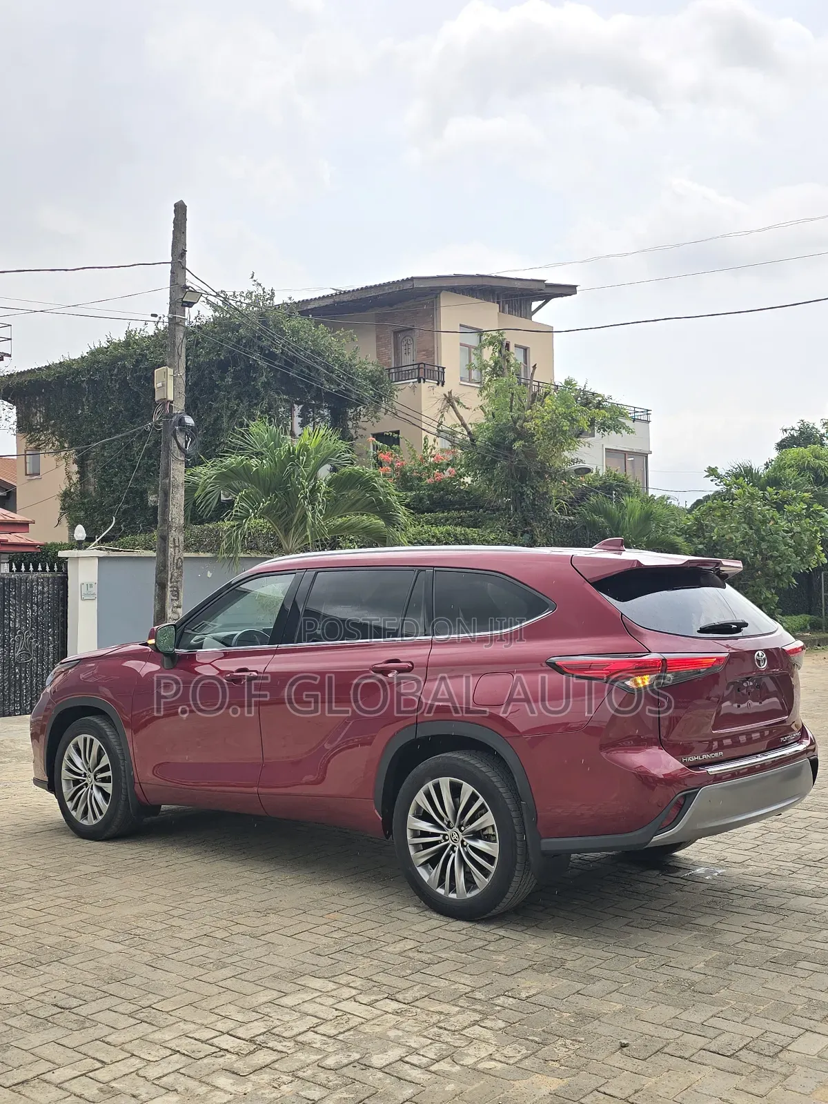 Toyota Highlander Platinum AWD 2020 Burgundy