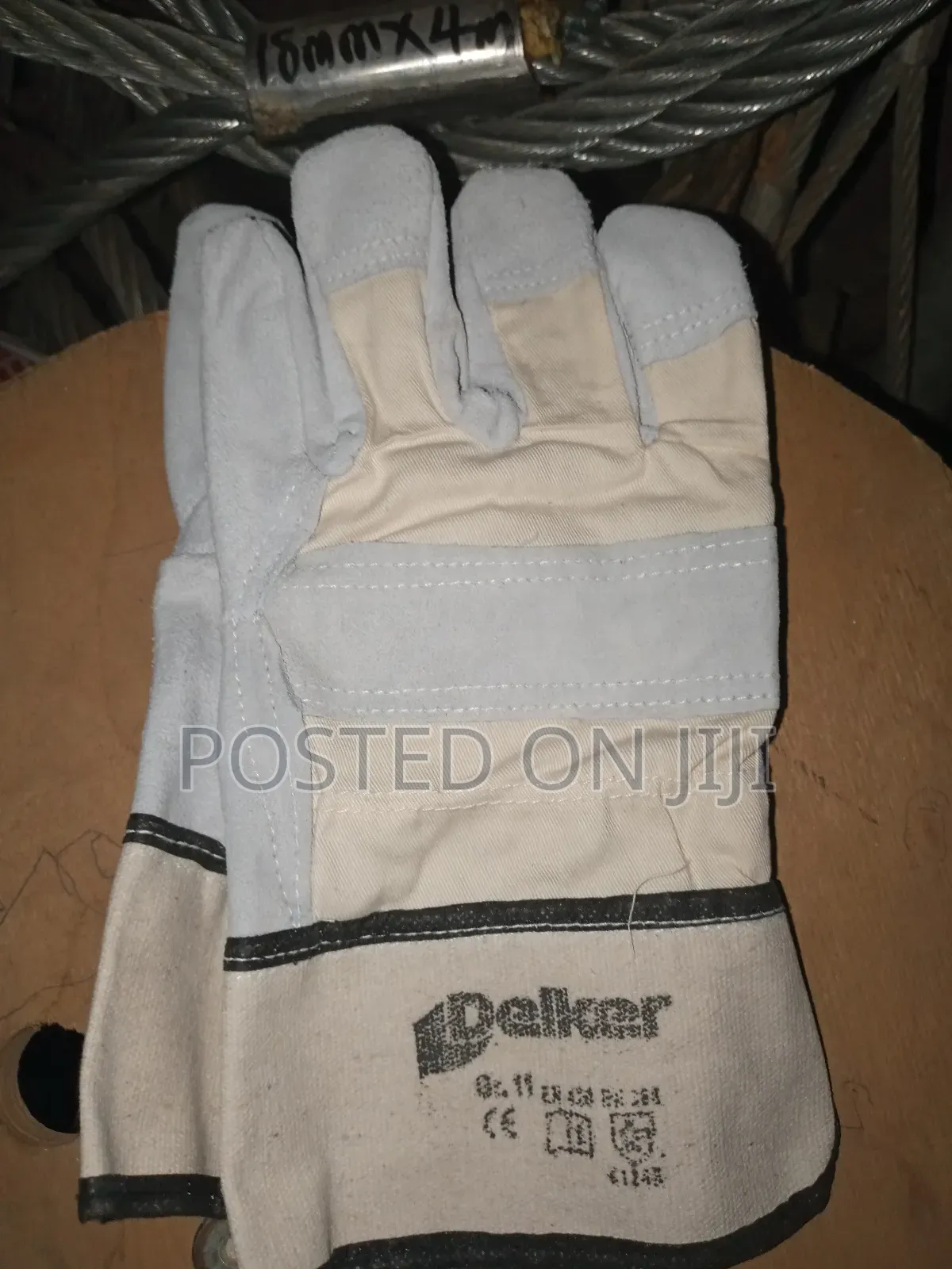 Hand Grove Delker