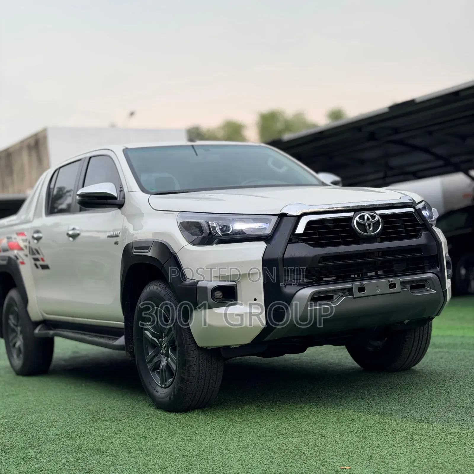 Toyota Hilux 2021 White