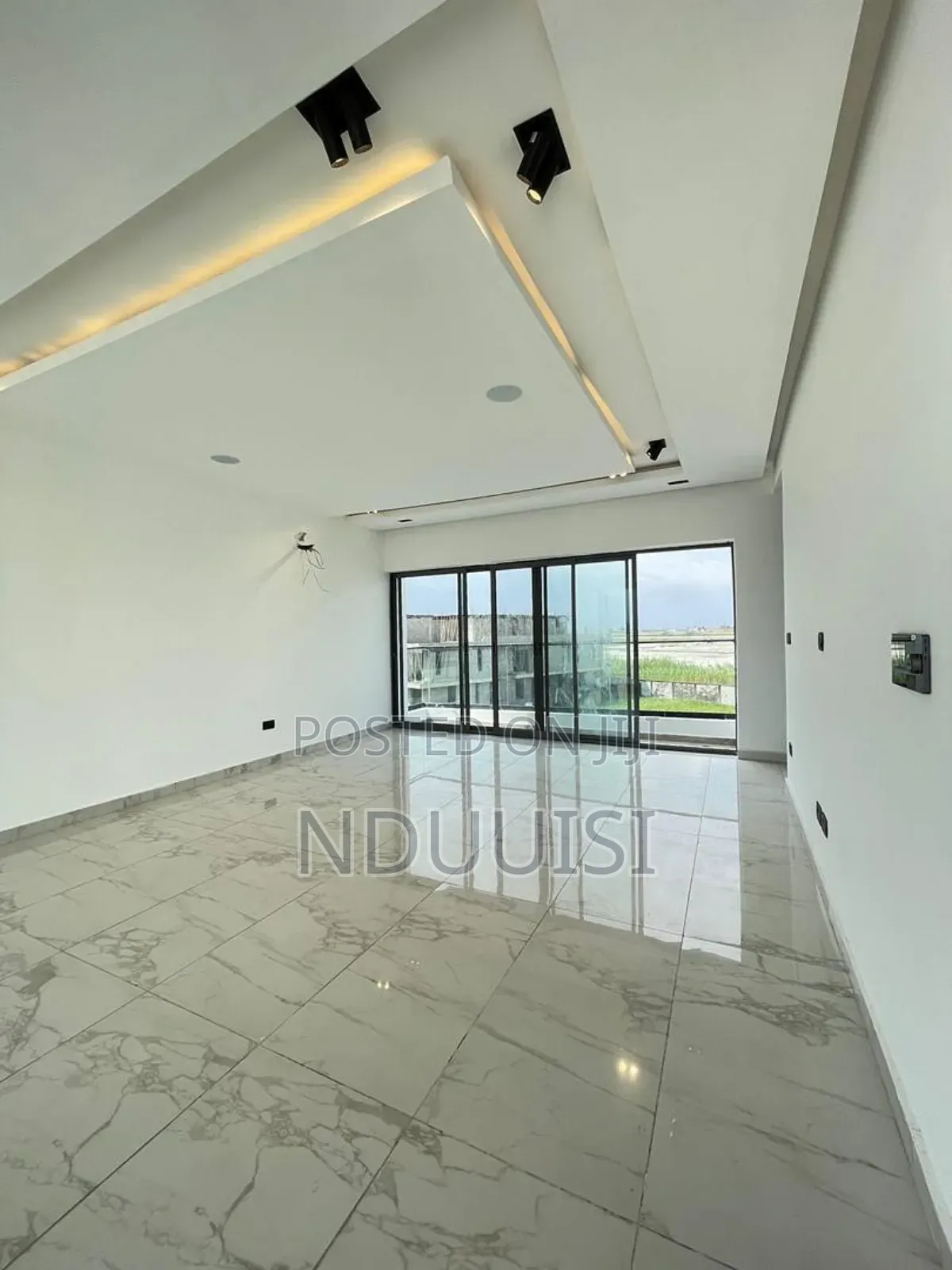 5bdrm Duplex in Ikate for sale