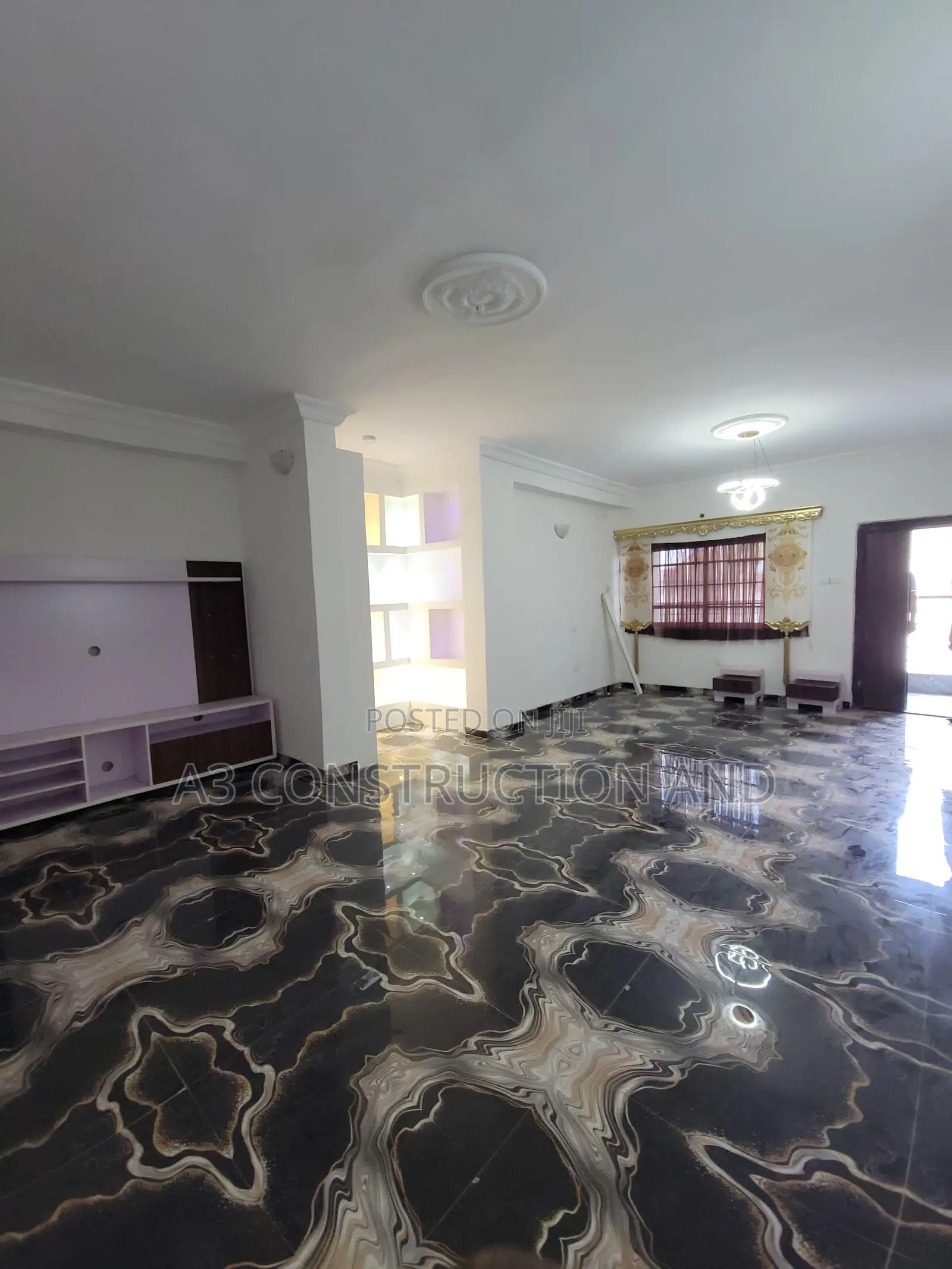 3bdrm Apartment in Opposite Kolapo, Akobo for rent