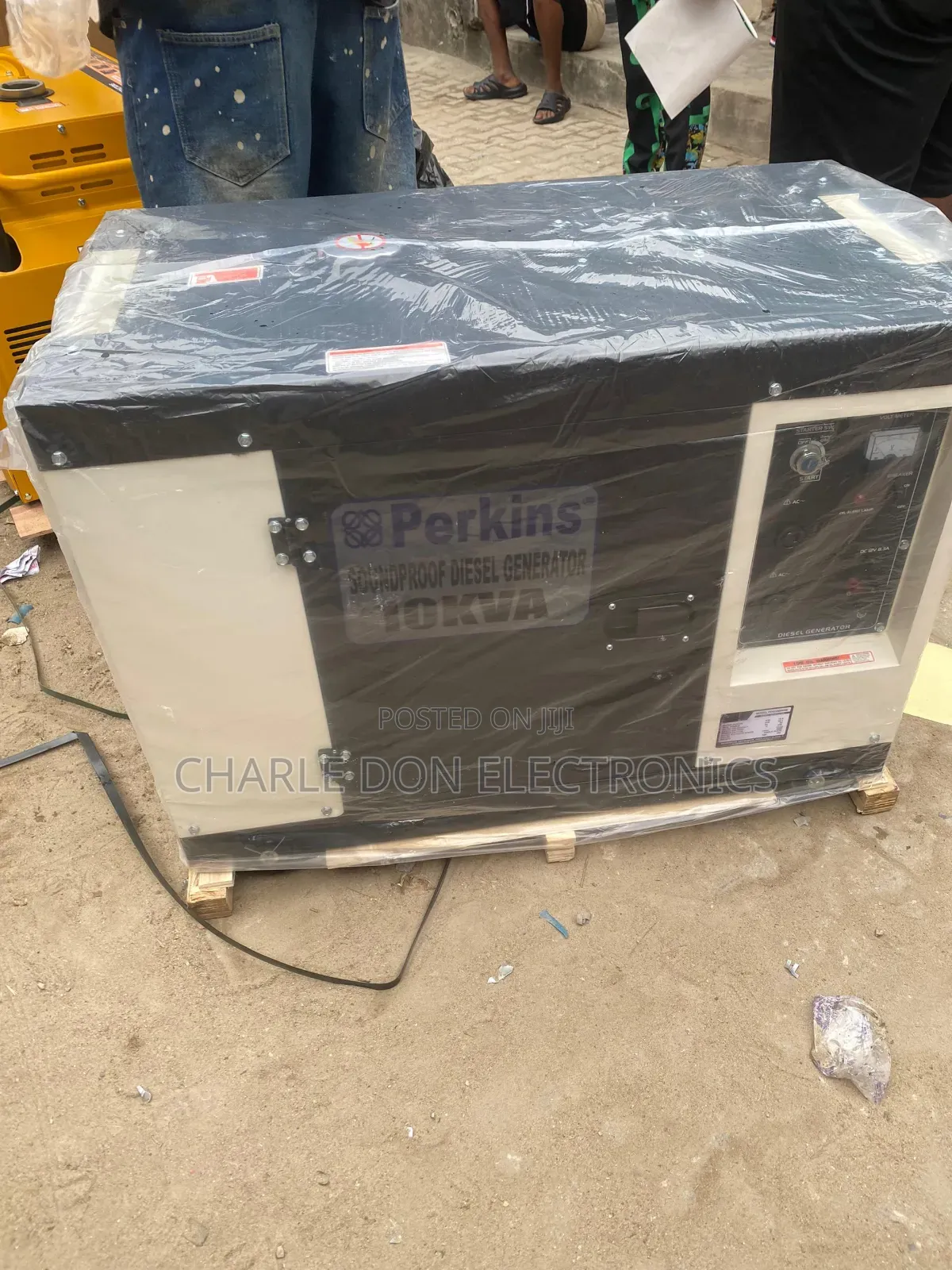 Original Perkins 10kva Soundproof Generator