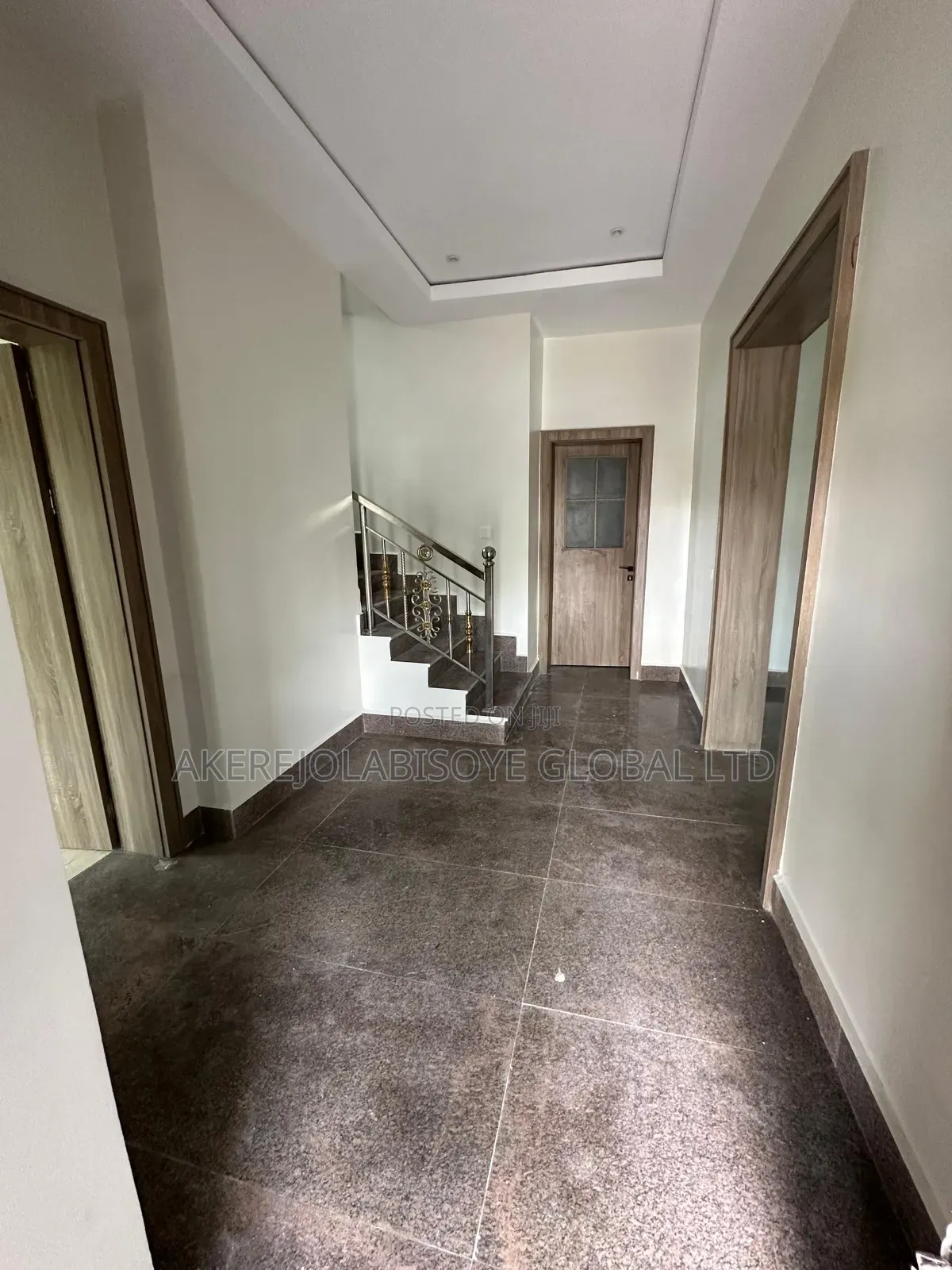 4bdrm Duplex in Life Camp for sale